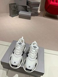 Picture of Balenciaga Shoes Women _SKUfw126976049fw